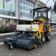 Фото 24 Мини-погрузчик BAUMECH ML-02 PRO